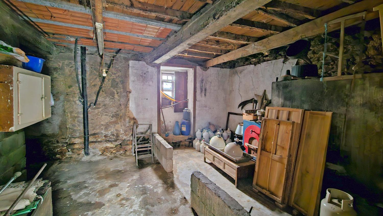  köpa hus Ade Almeida 23