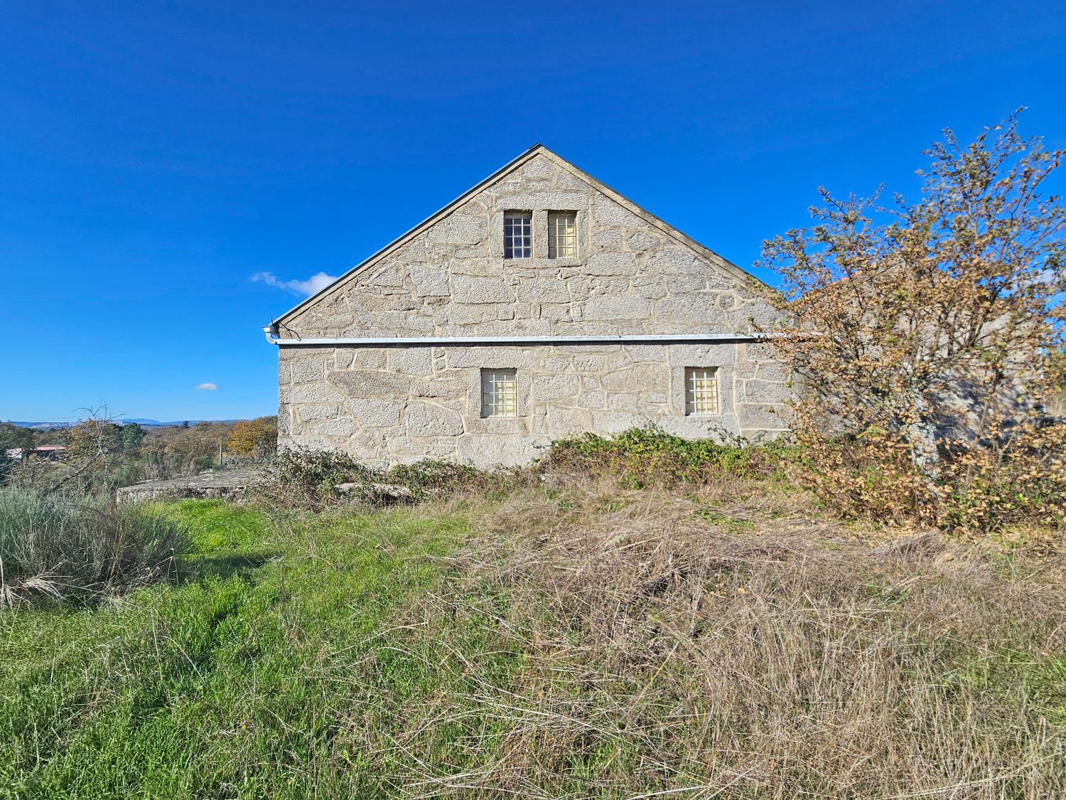  köpa avskilt hus Donfins Guarda 11