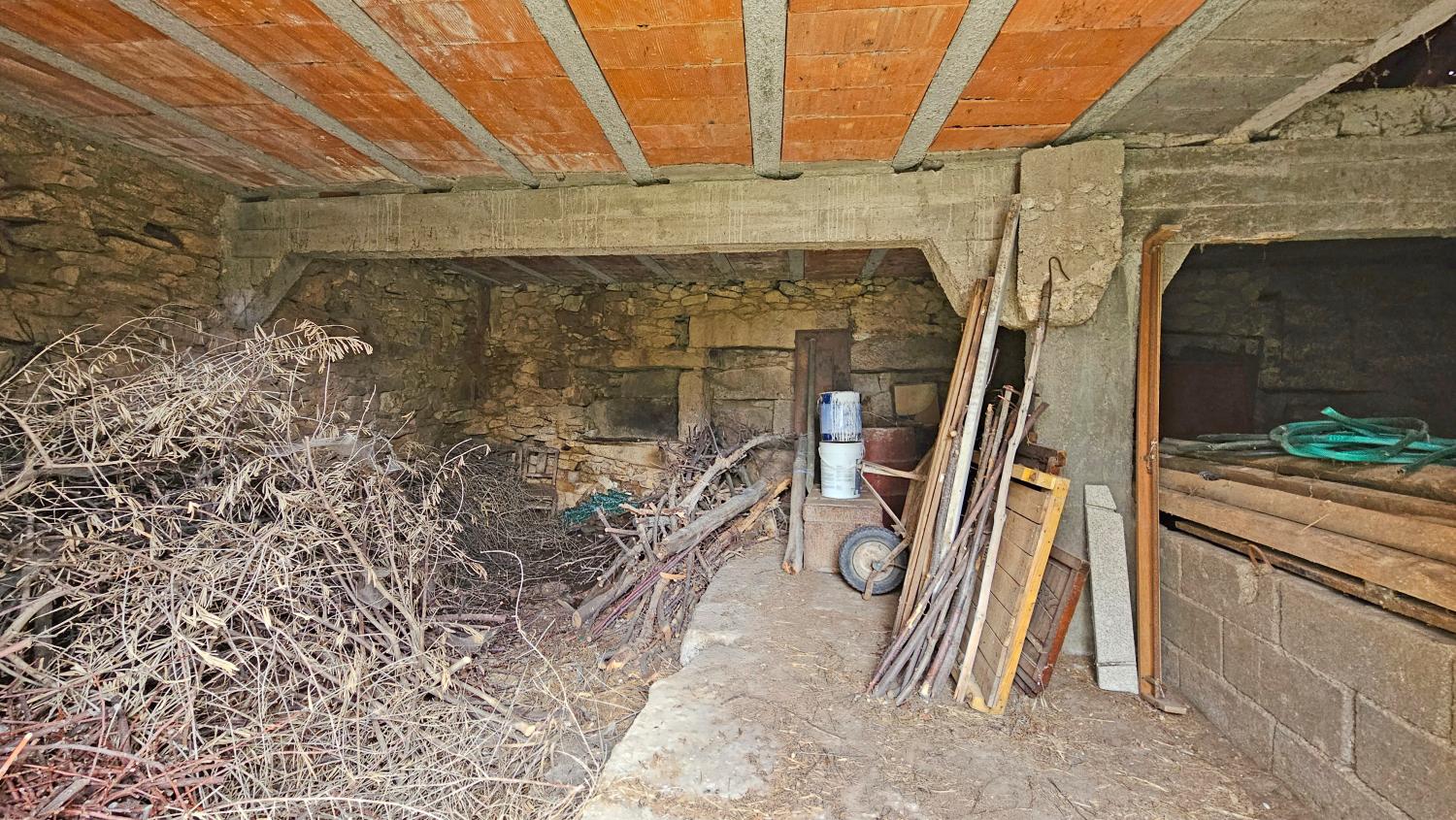  köpa hus Ade Almeida 8