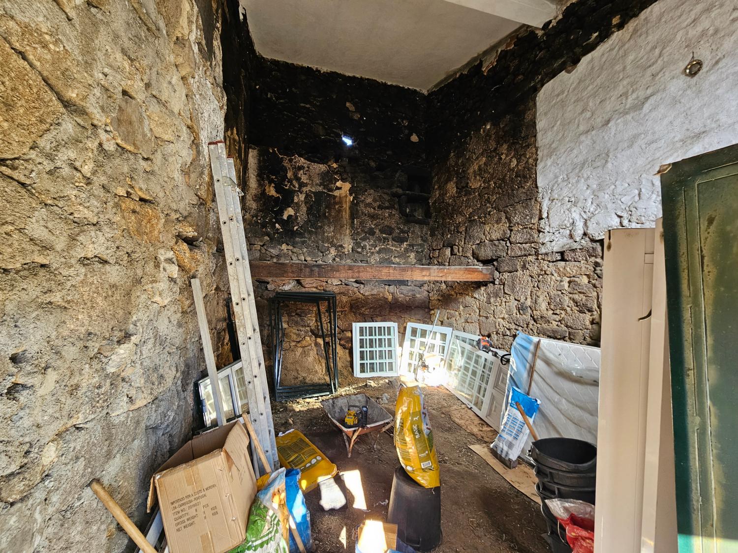  köpa byhus Aldeia Viçosa Guarda 7