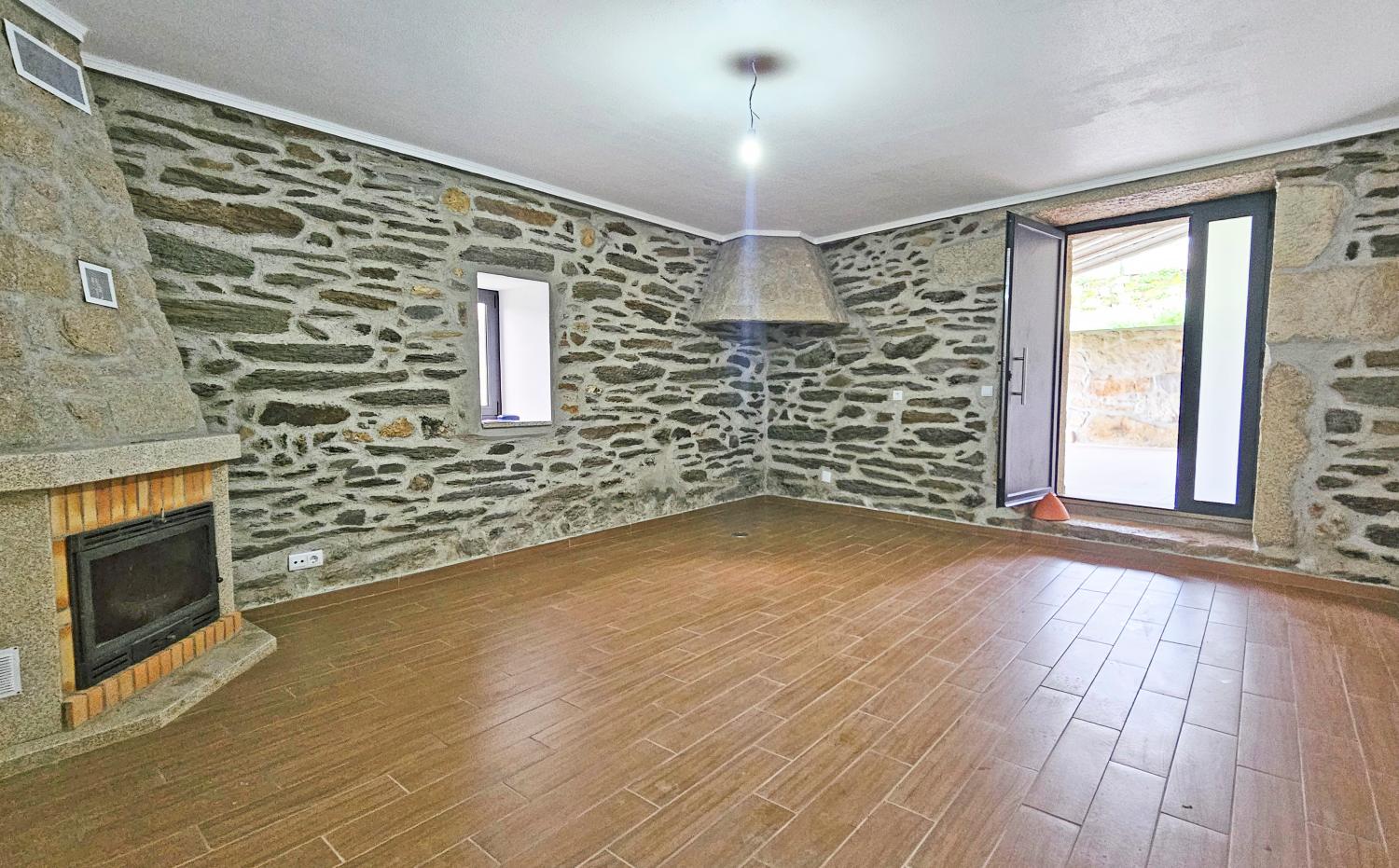  köpa hus på landet Poço do Canto Mêda 7