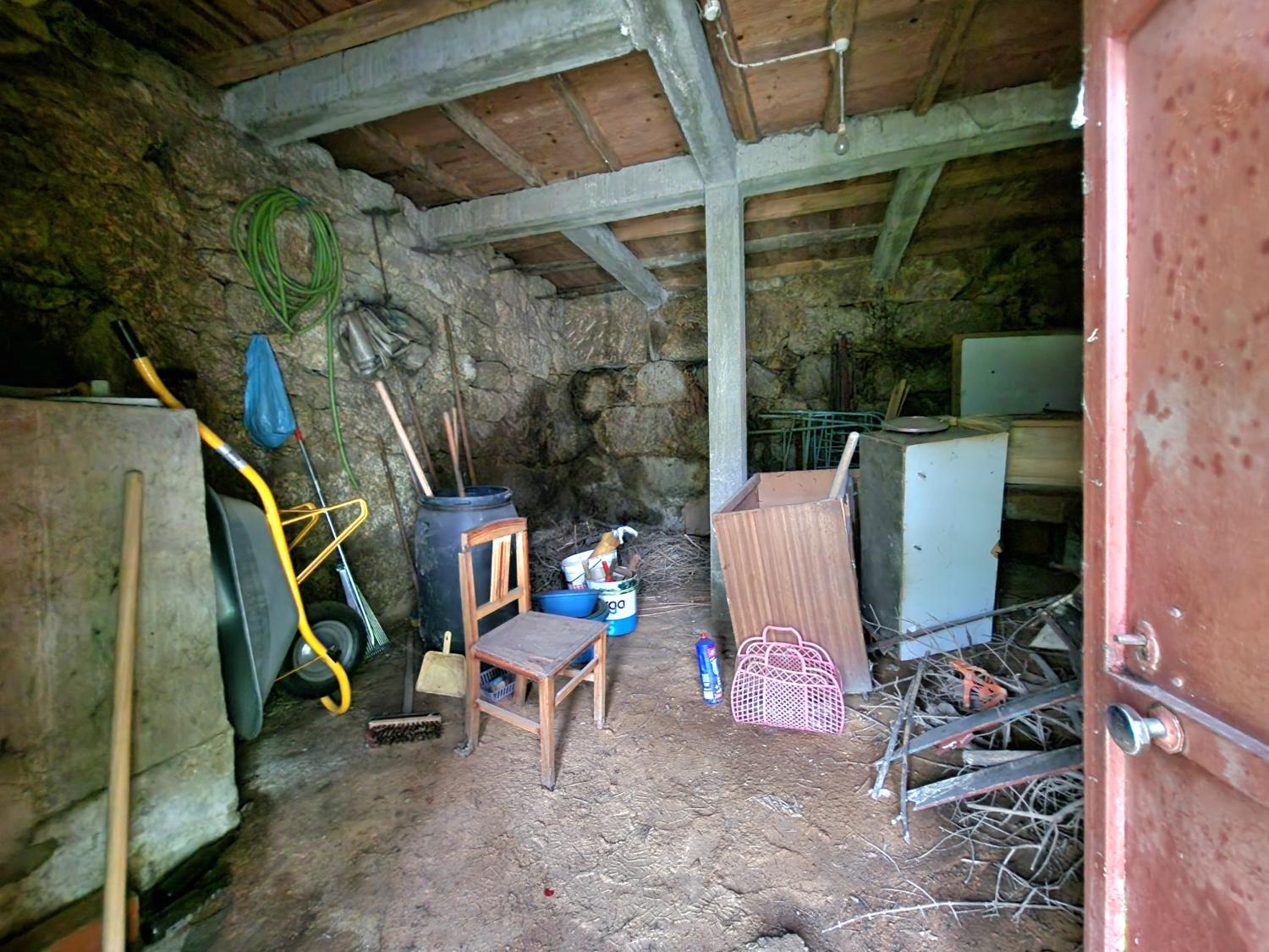  köpa avskilt hus Ramela Guarda 11