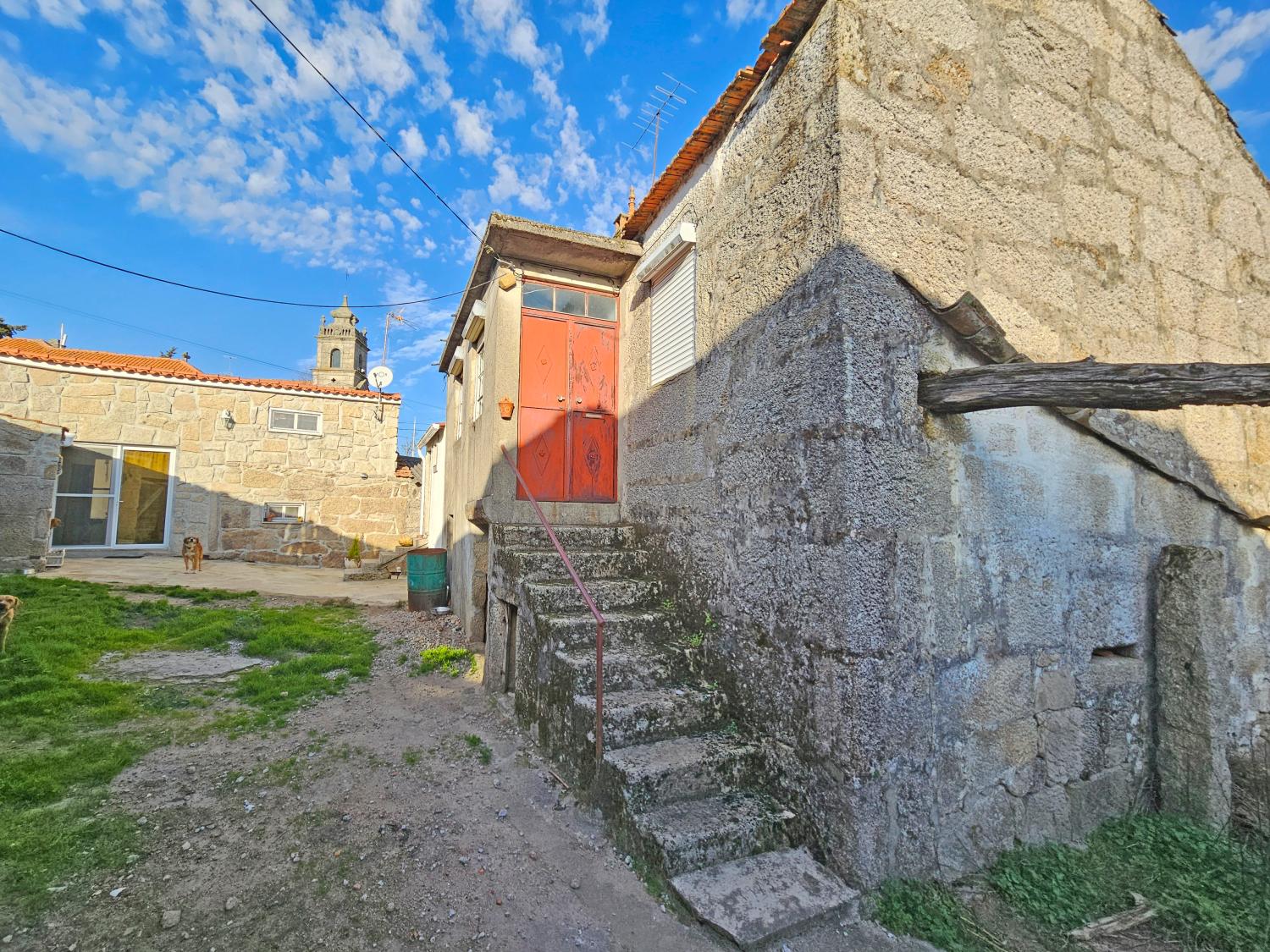 köpa byhus Montes Guarda 3