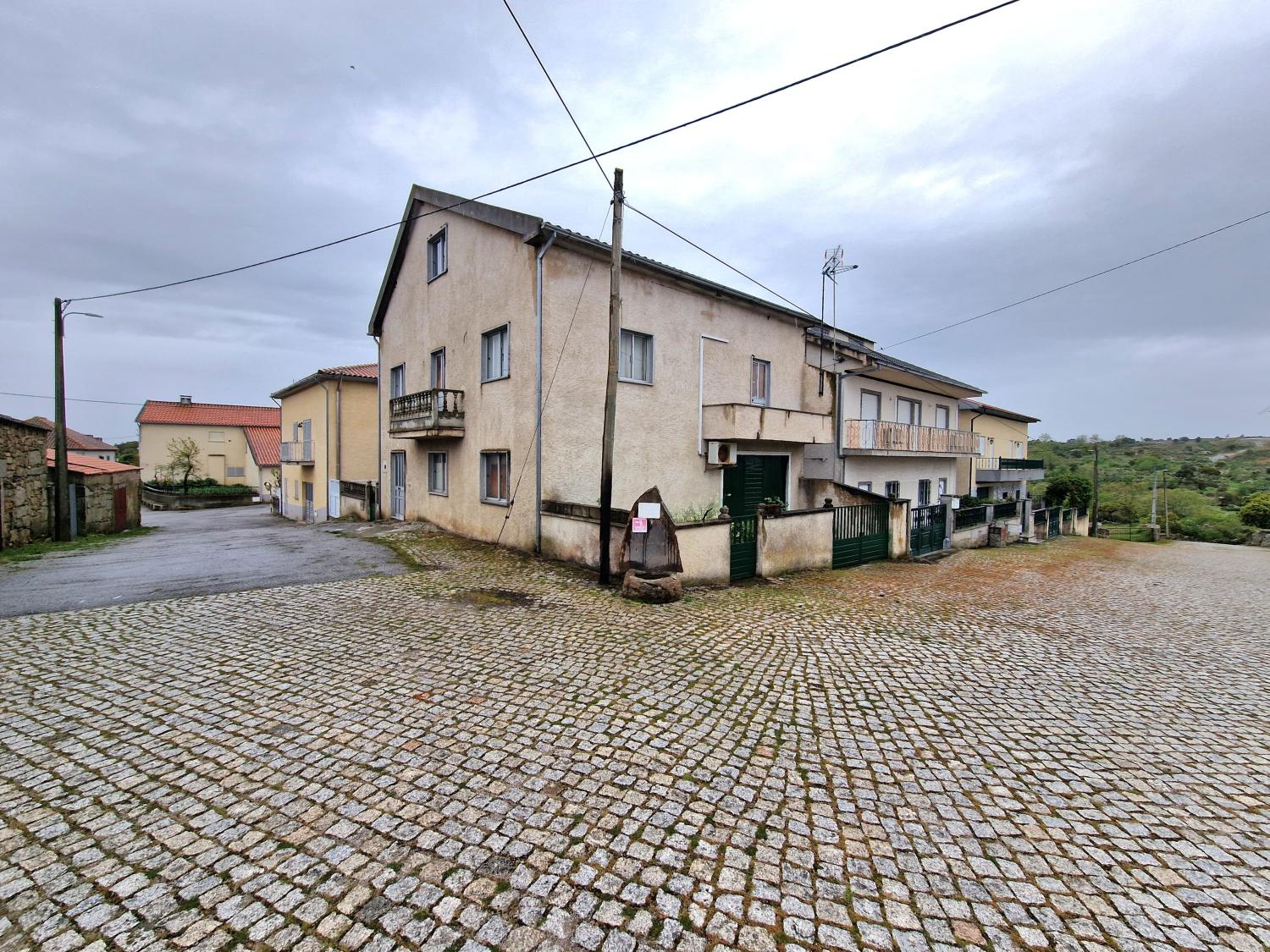 köpa avskilt hus Atalaia Pinhel 2