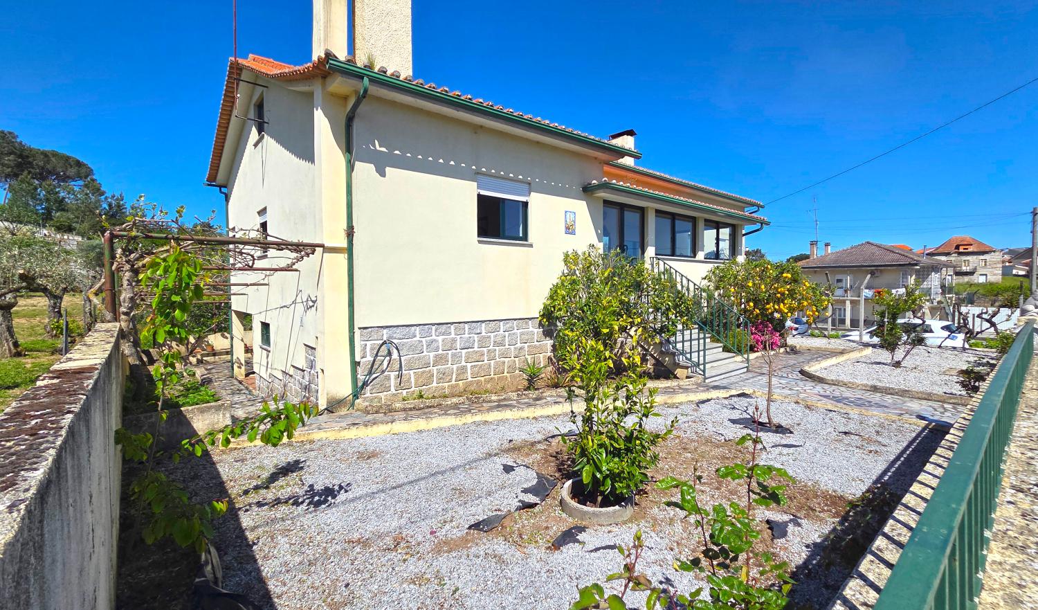 köpa hus São Paio Gouveia 2