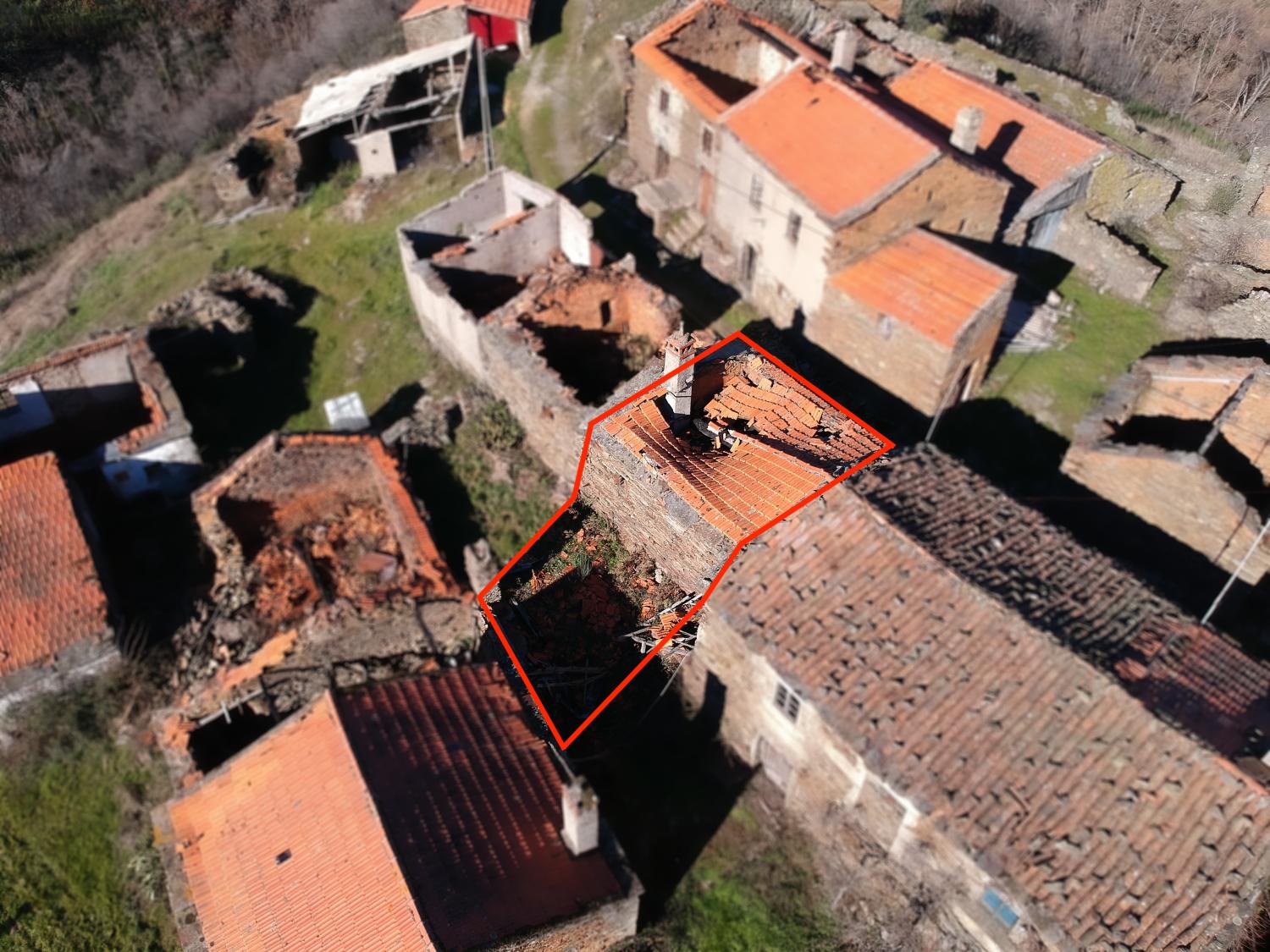  köpa byhus Quinta da Taberna Guarda 6