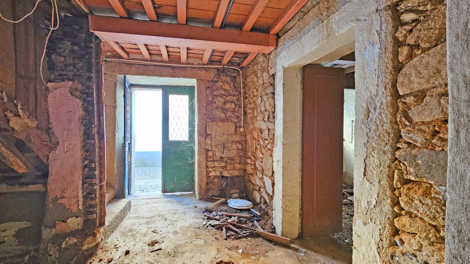  köpa byhus Almeida Almeida 11