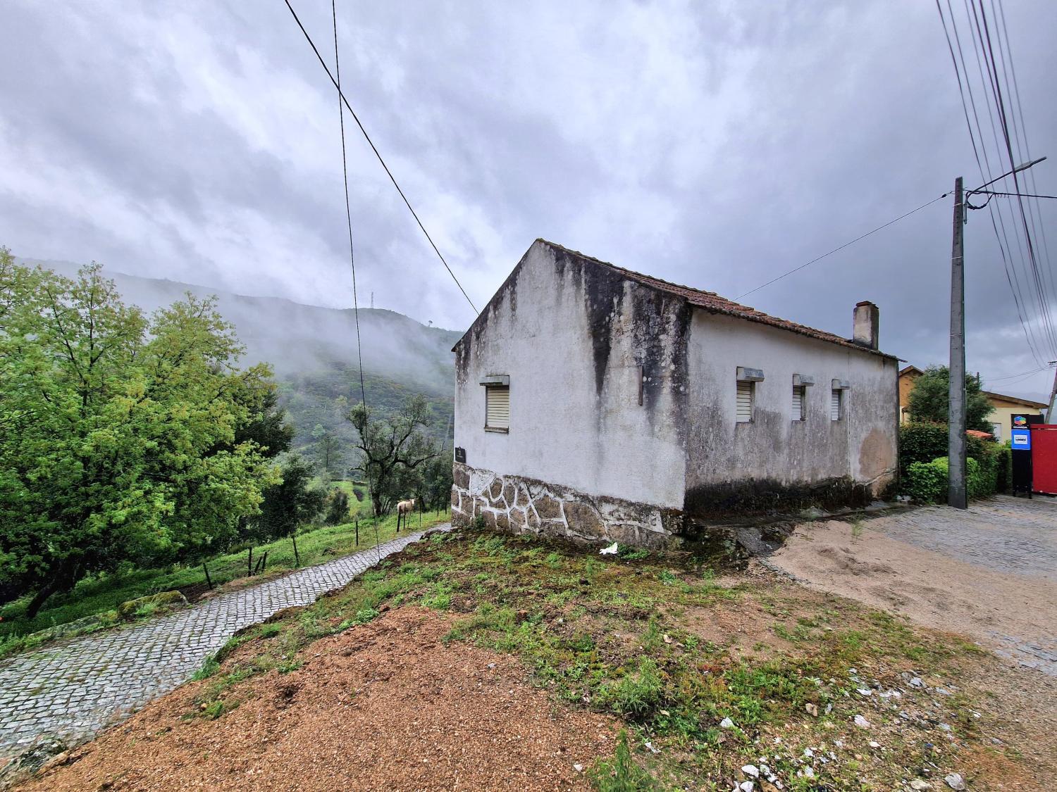 köpa avskilt hus Ramela Guarda 2