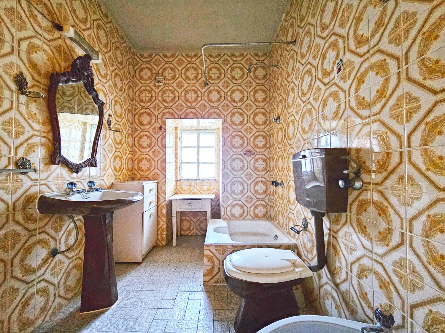  köpa byhus Forno Telheiro Celorico Da Beira 14