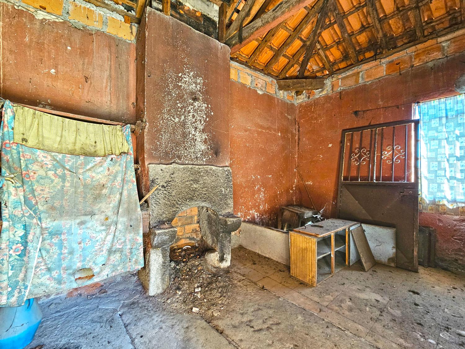  köpa byhus Rabaçal Mêda 7