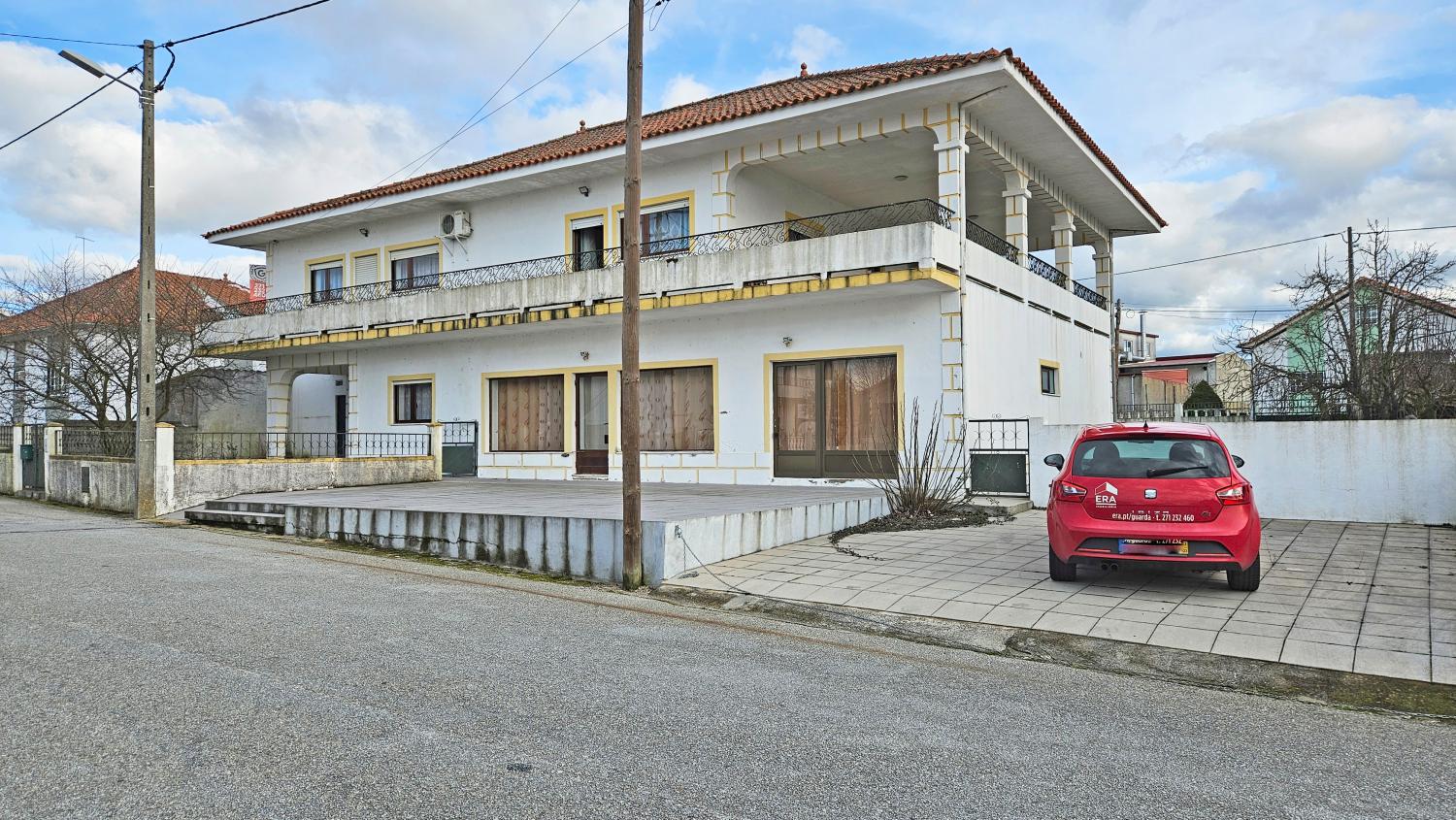  köpa hus Almeida Almeida 39