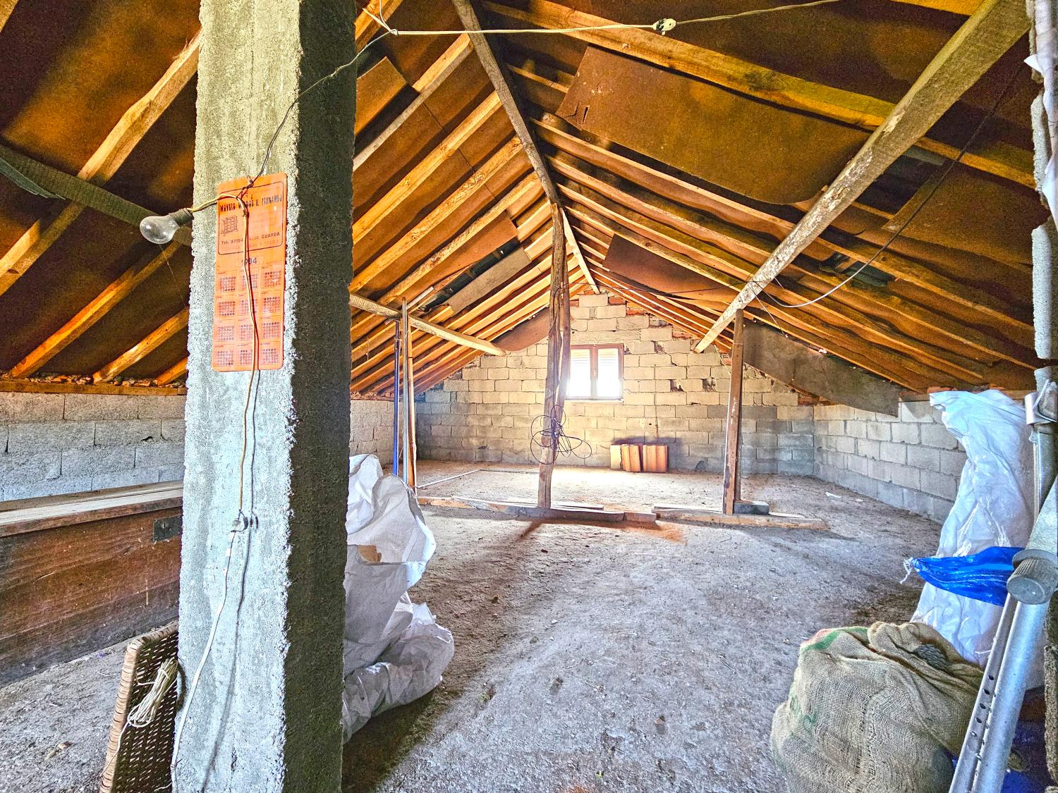  köpa hus Valdeiras Guarda 18